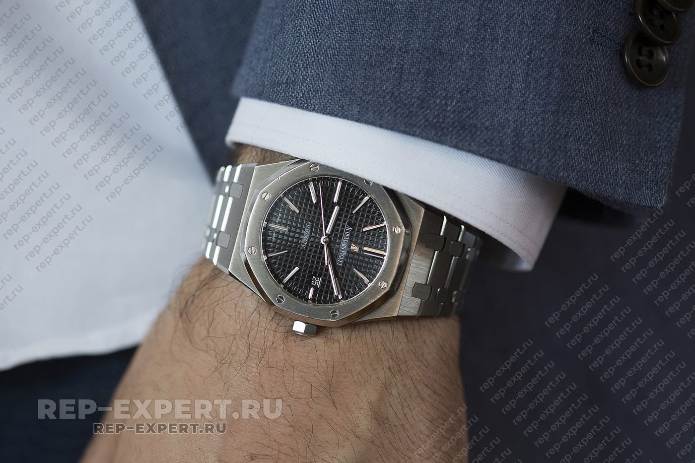 ОБЗОР: Audemars Piguet Royal Oak (серия 15400) ОБЗОР: Audemars Piguet Royal Oak (серия 15400)