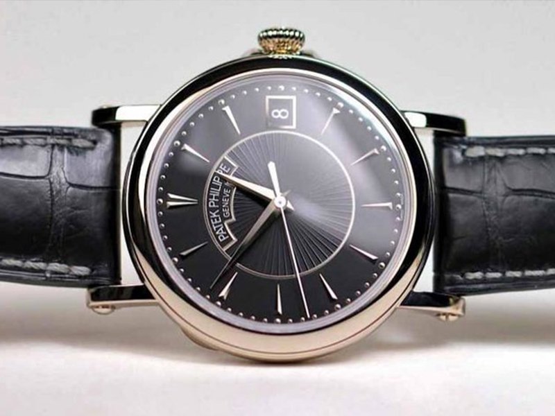 Новое поступление. Patek Philippe Calatrava Officier 5153G
