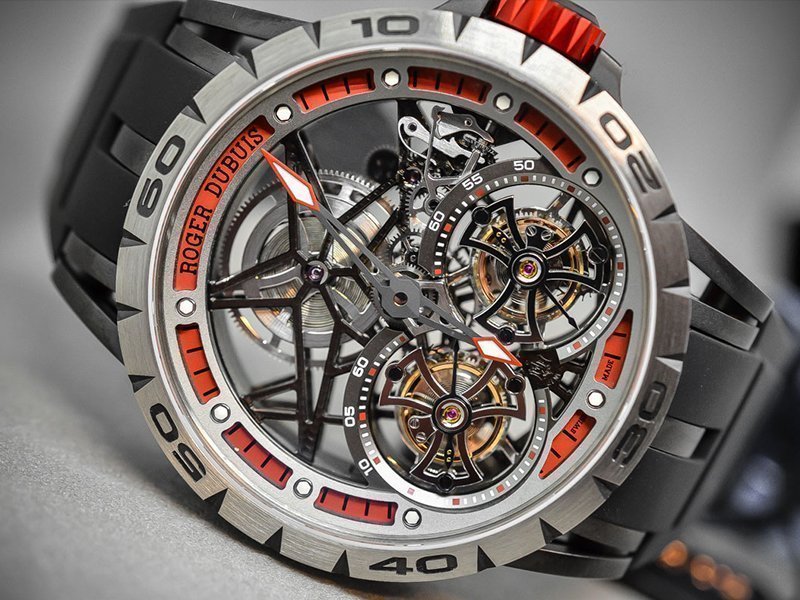 Чем примечательны часы Roger Dubuis Excalibur Skeleton
