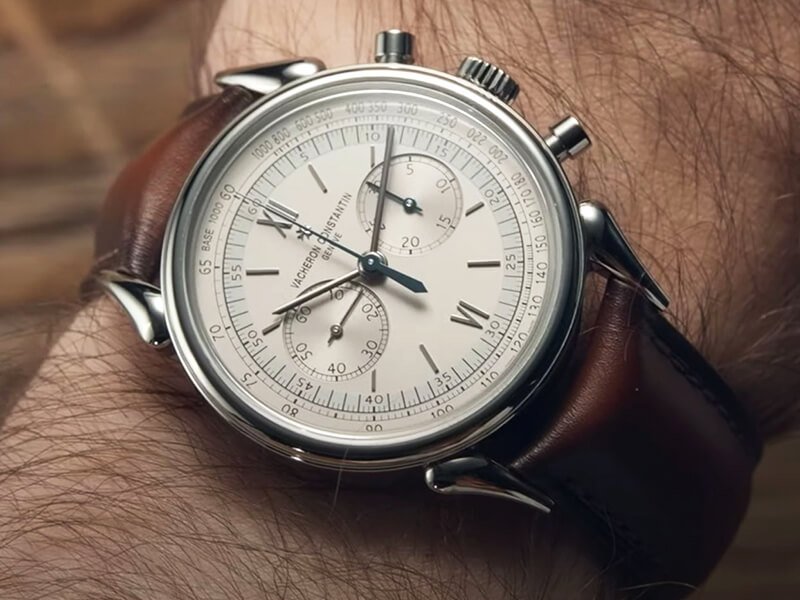 Обзор модельного ряда Vacheron Constantin Chronograph Historiques Cornes de Vache 1955: золото, платина и сталь