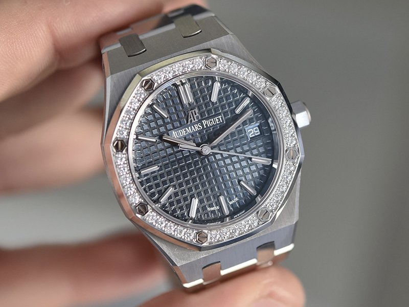 Новое поступление. Audemars Piguet Royal Oak Ladies Selfwinding 34mm
