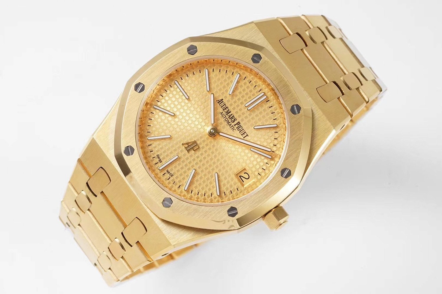Audemars Piguet Royal Oak Automatic 39mm Jumbo 15202ST.OO.1240ST.01