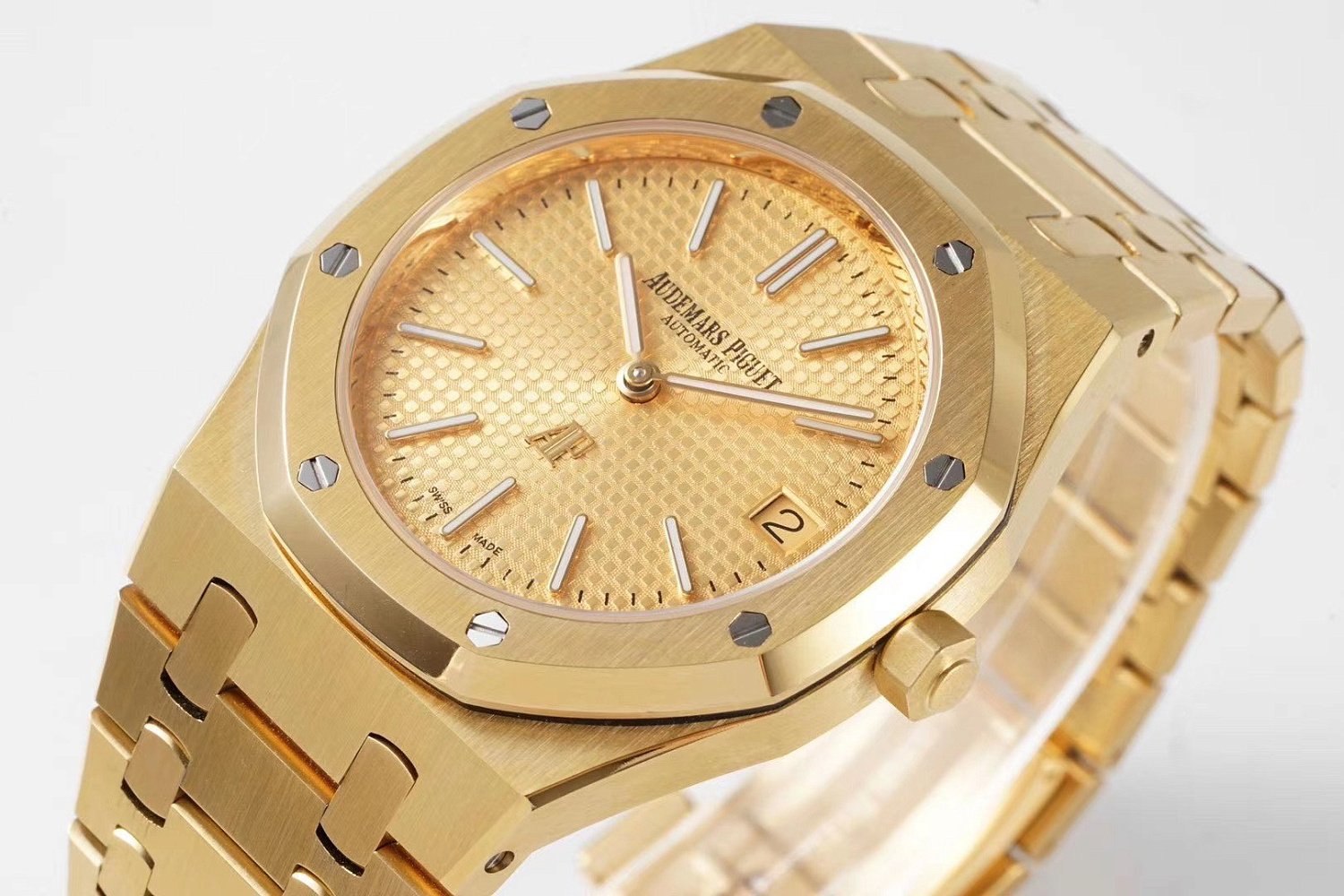 Audemars Piguet Royal Oak Automatic 39mm Jumbo 15202ST.OO.1240ST.01
