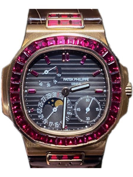 Patek Philippe Nautilus Rose Gold 40 mm 5724/12R