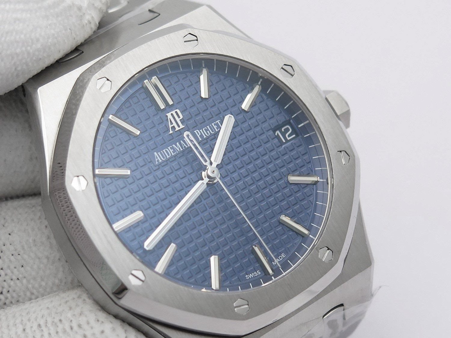 Audemars Piguet Royal Oak Selfwinding II 15500ST.OO.1220ST.01