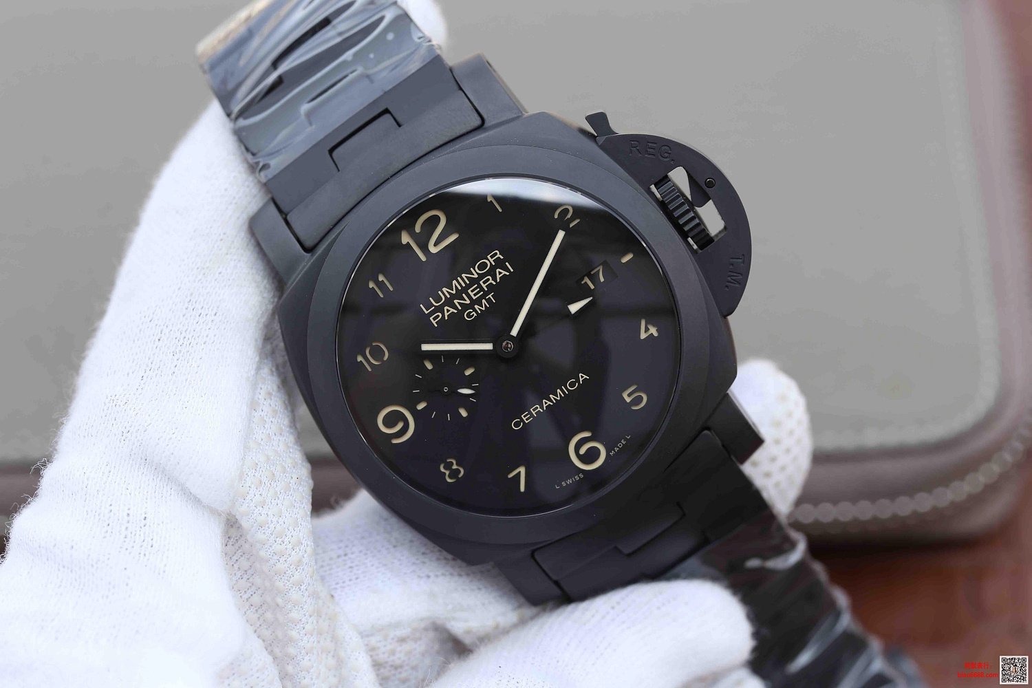 Panerai Luminor 1950 3 Days Tuttonero Gmt Ceramic Mens Watch Pam00438