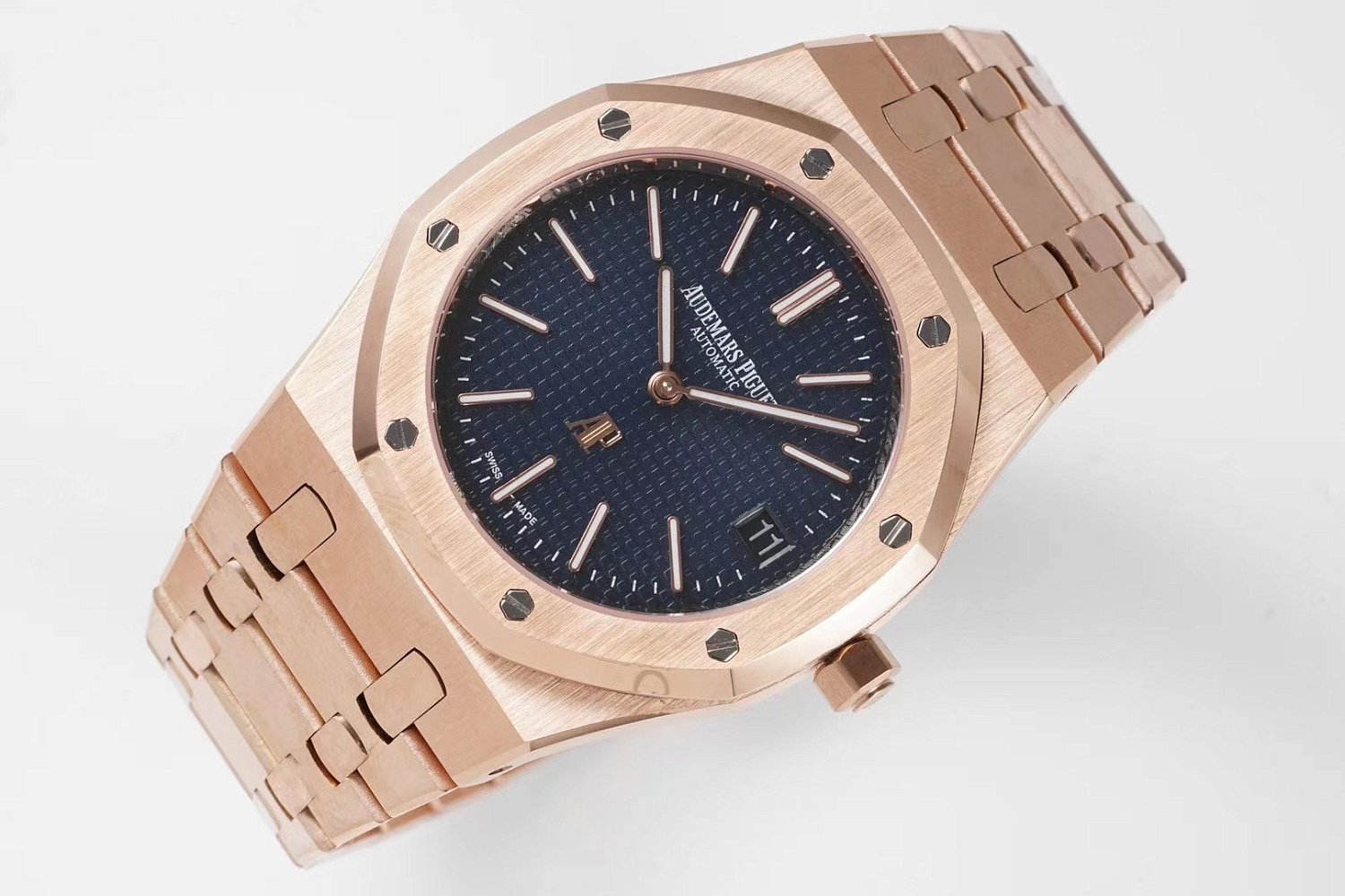 Audemars Piguet Royal Oak Automatic 39mm Jumbo 15202ST.OO.1240ST.01
