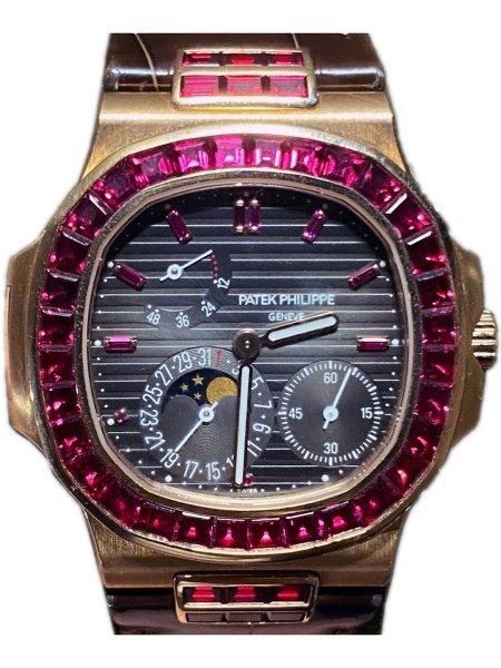Patek Philippe Nautilus Rose Gold 40 mm 5724/12R